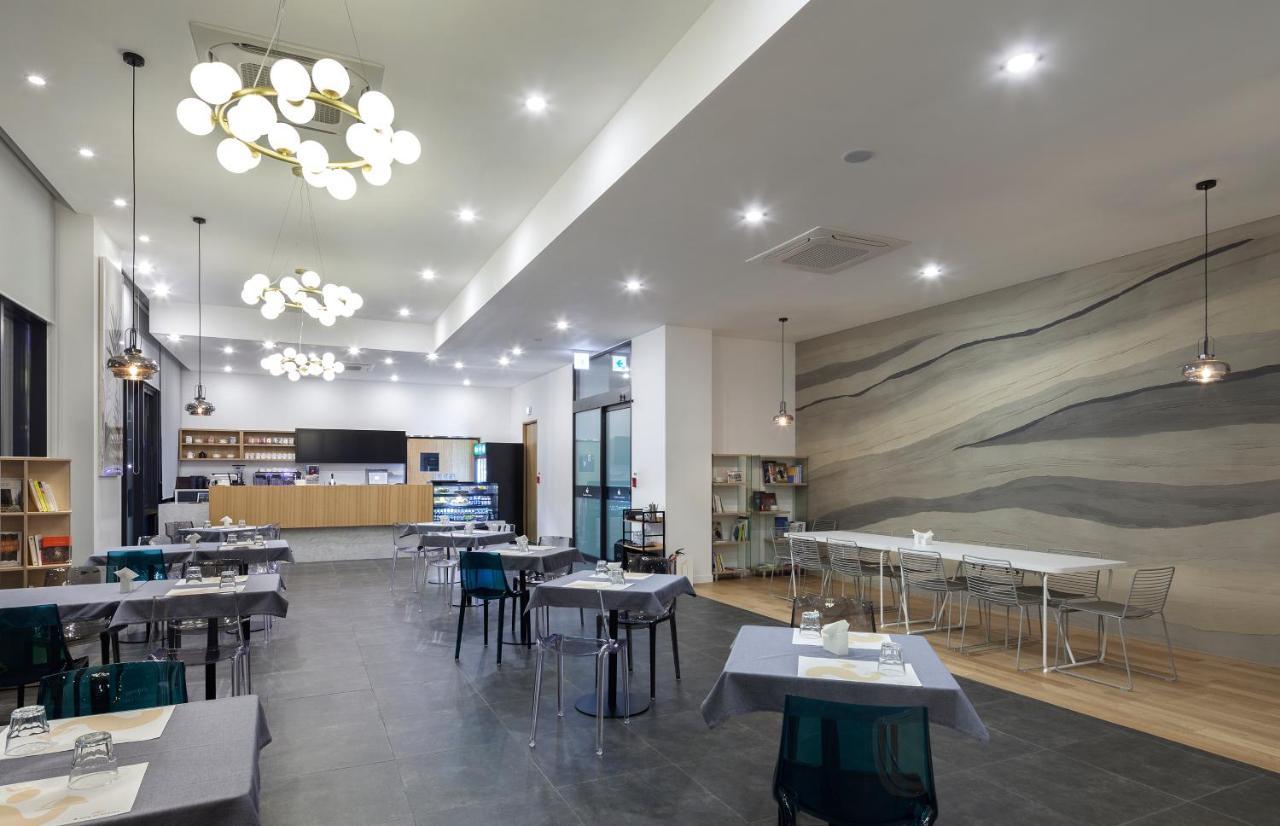Hotel Gangneung City Hotel 2*