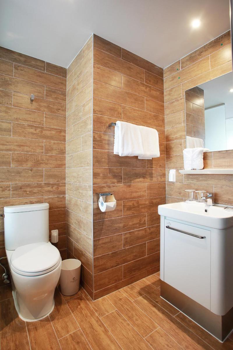 Gangneung City Hotel 2*